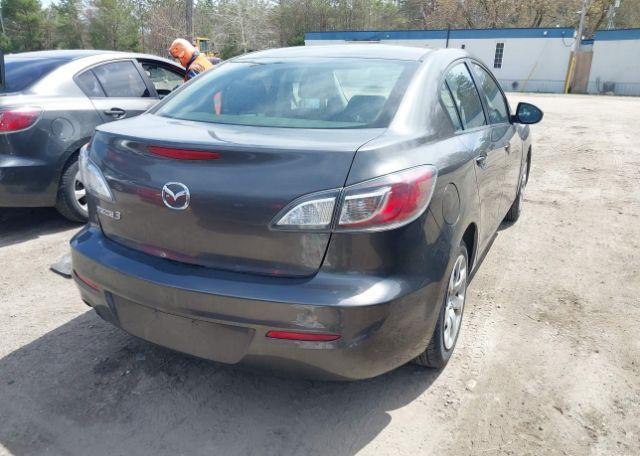 2012 MAZDA 3 I
