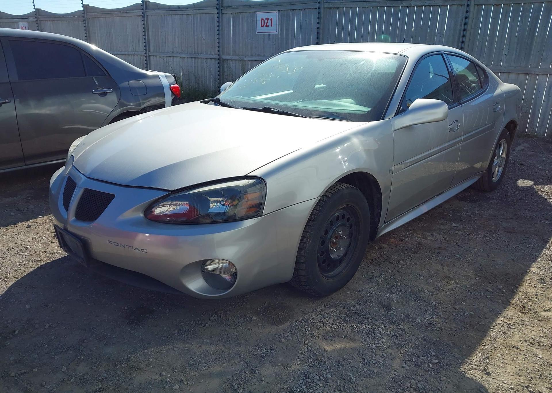 2006 PONTIAC GRAND PRIX