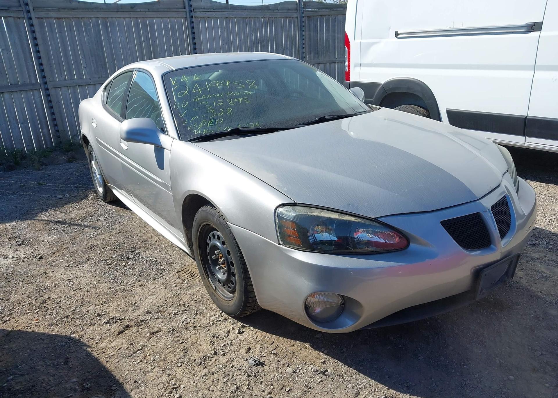 2006 PONTIAC GRAND PRIX