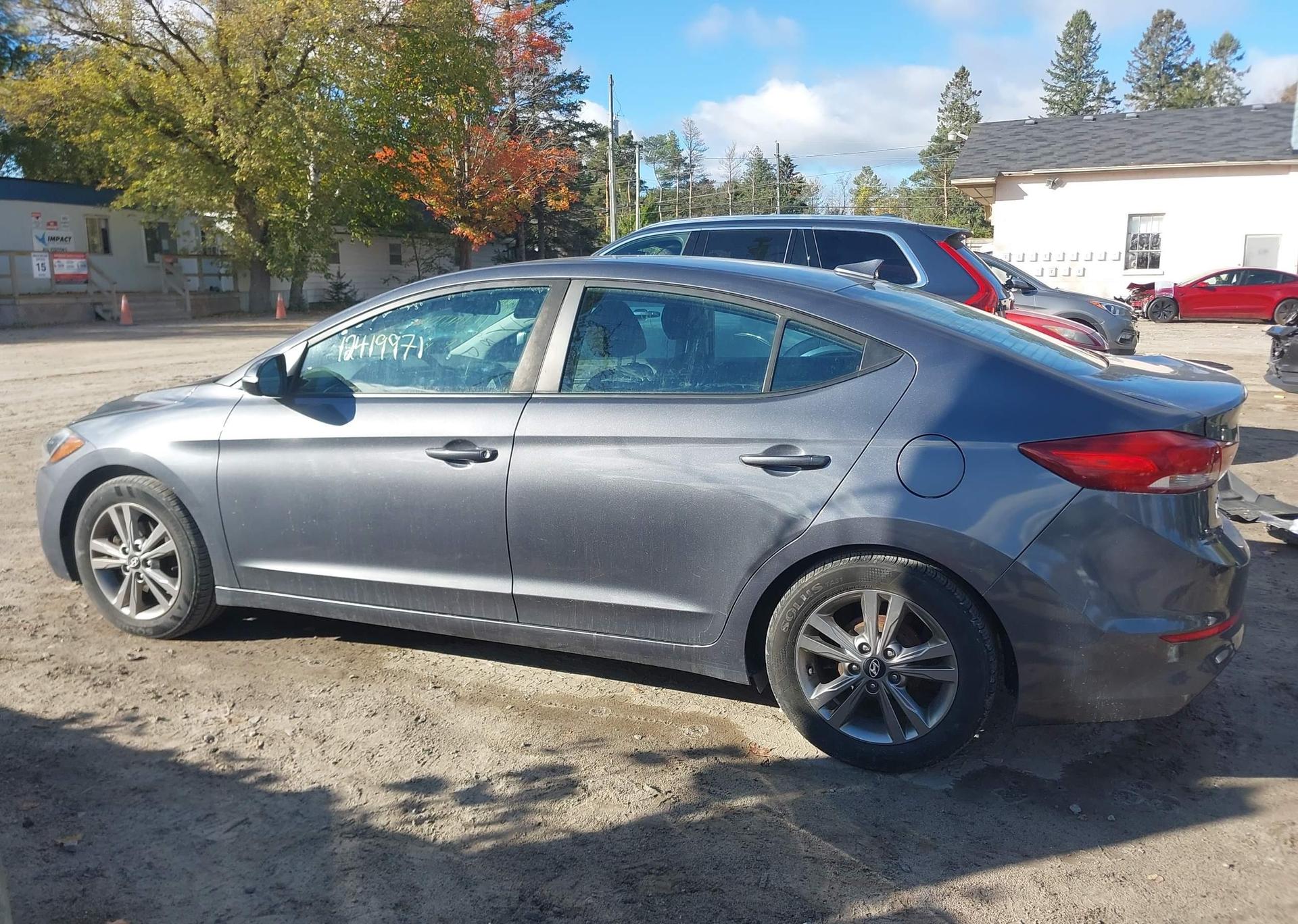 2017 HYUNDAI ELANTRA SE