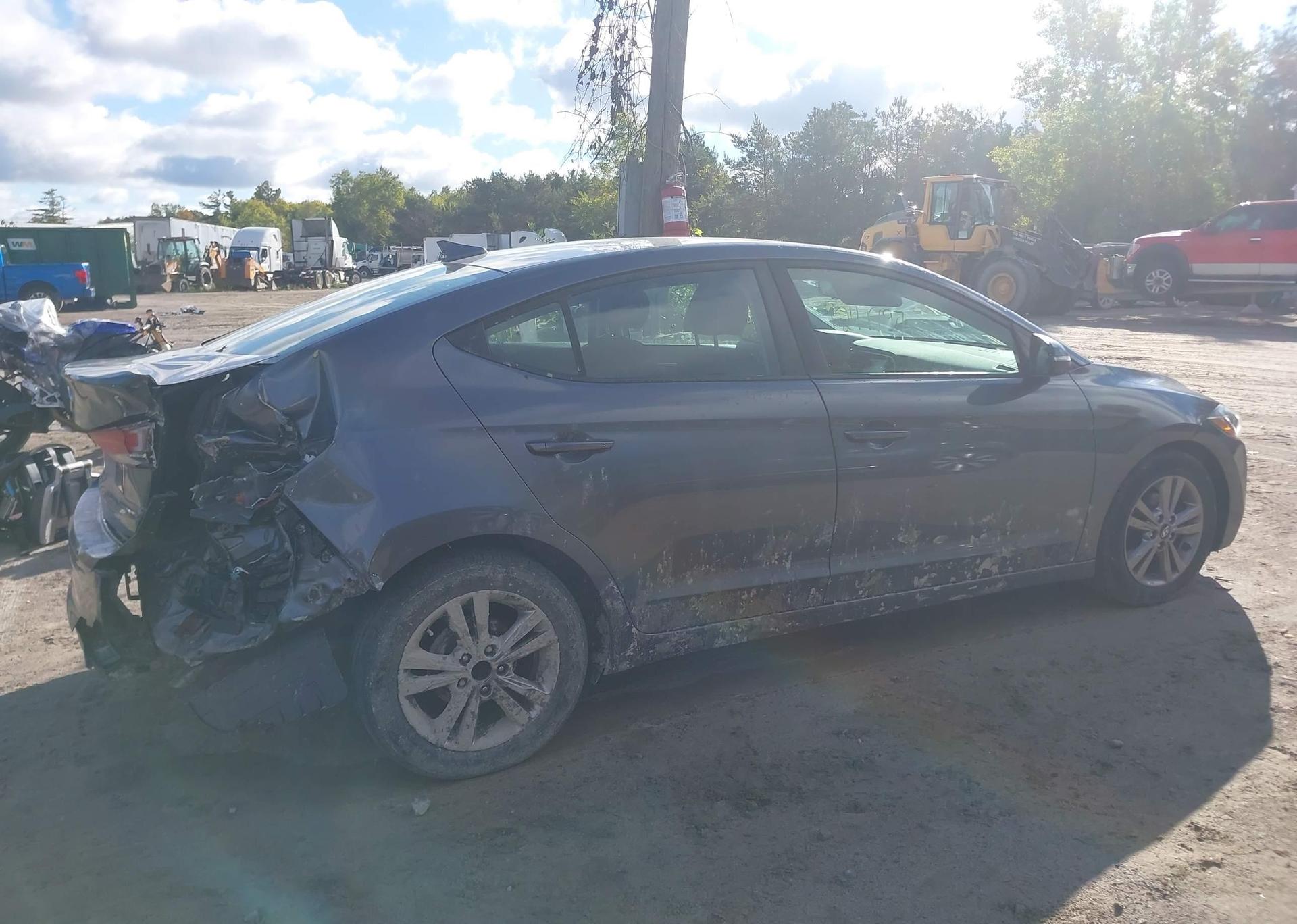 2017 HYUNDAI ELANTRA SE