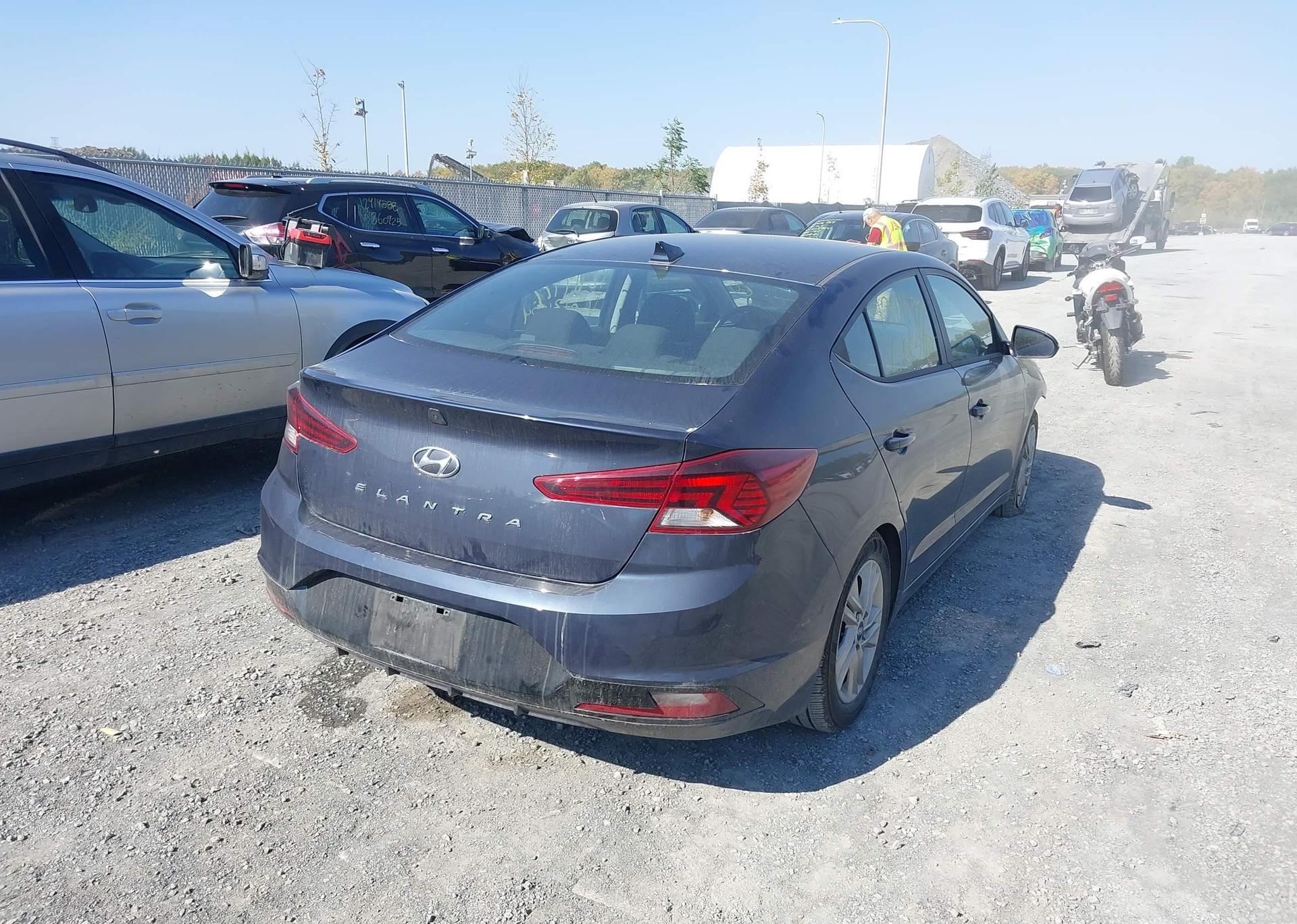 2020 HYUNDAI ELANTRA PREFERRED AUTO IVT