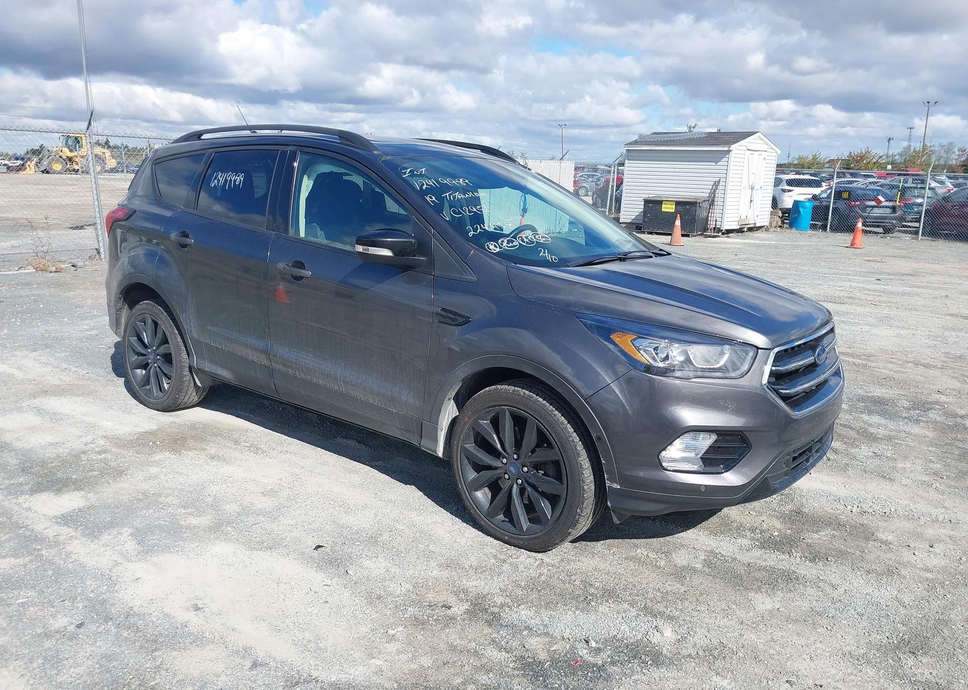 2019 FORD ESCAPE TITANIUM