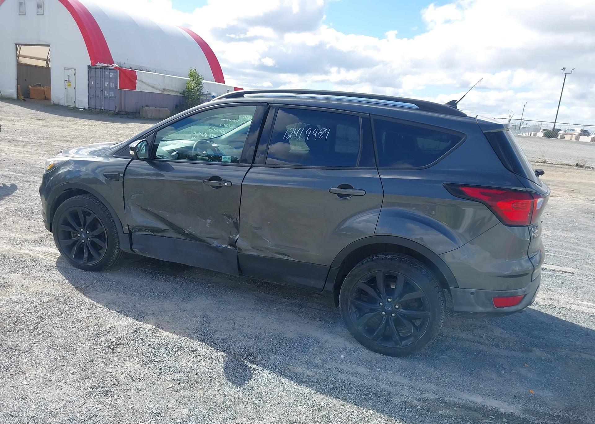 2019 FORD ESCAPE TITANIUM