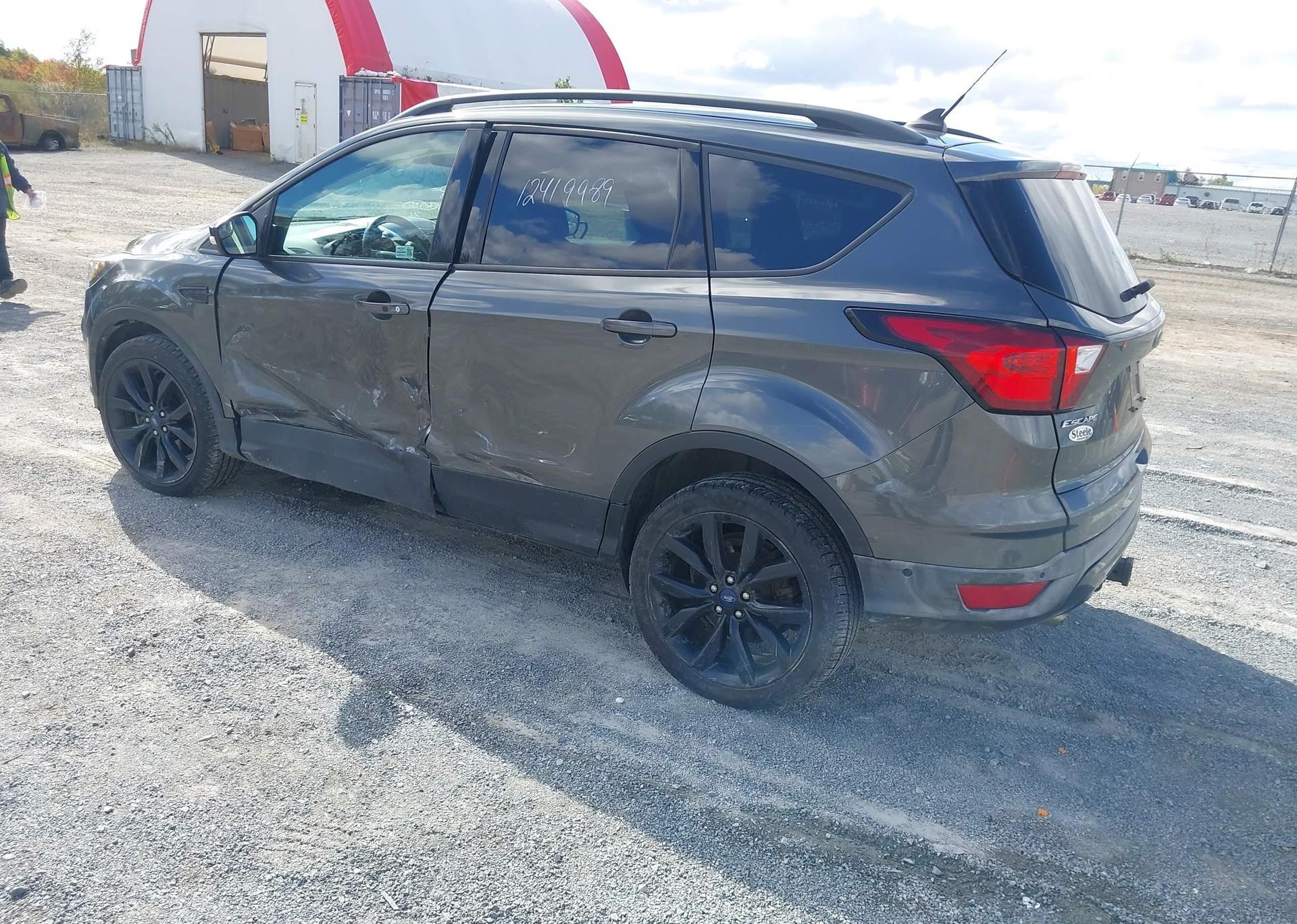 2019 FORD ESCAPE TITANIUM