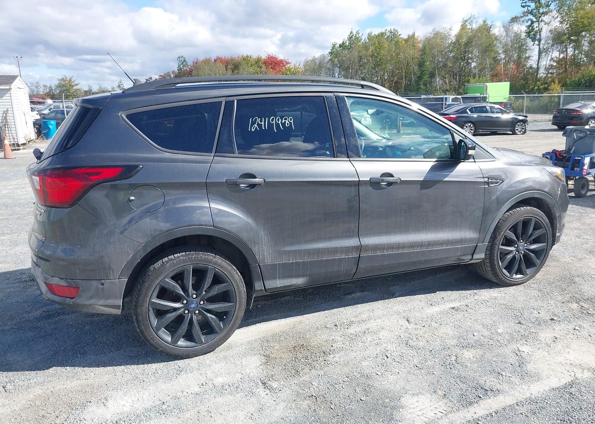 2019 FORD ESCAPE TITANIUM