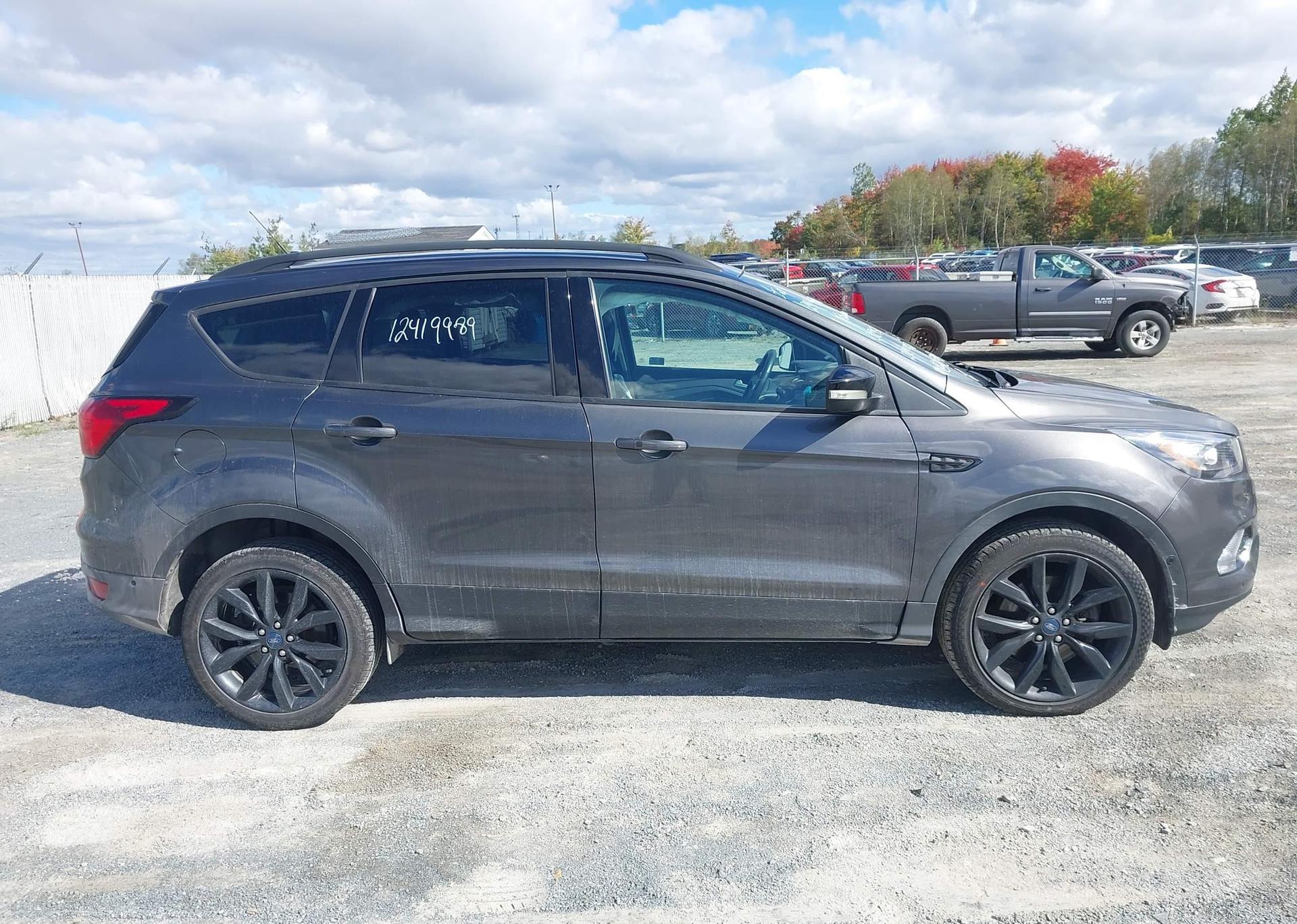 2019 FORD ESCAPE TITANIUM