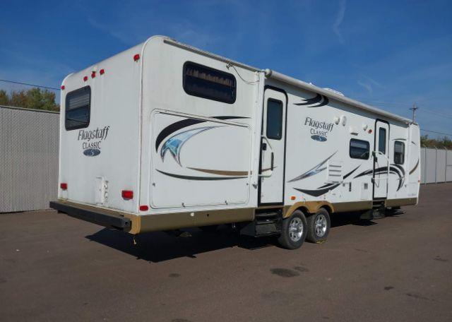 2011 FLAGSTAFF LITE 831 BHDS