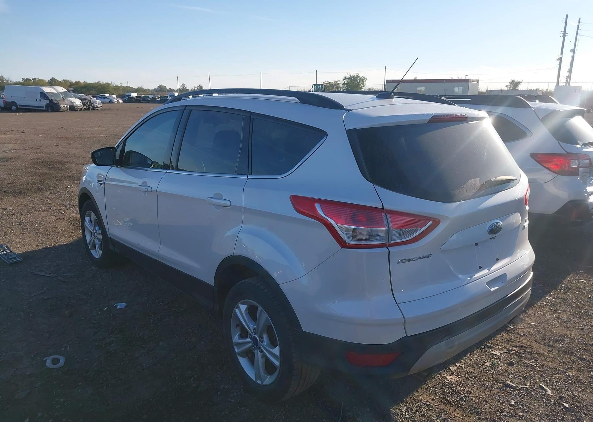 2014 FORD ESCAPE SE