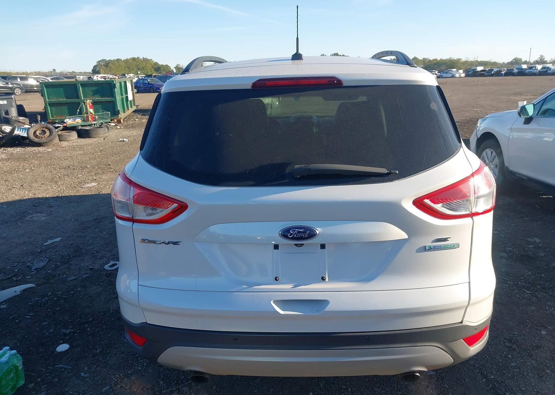 2014 FORD ESCAPE SE