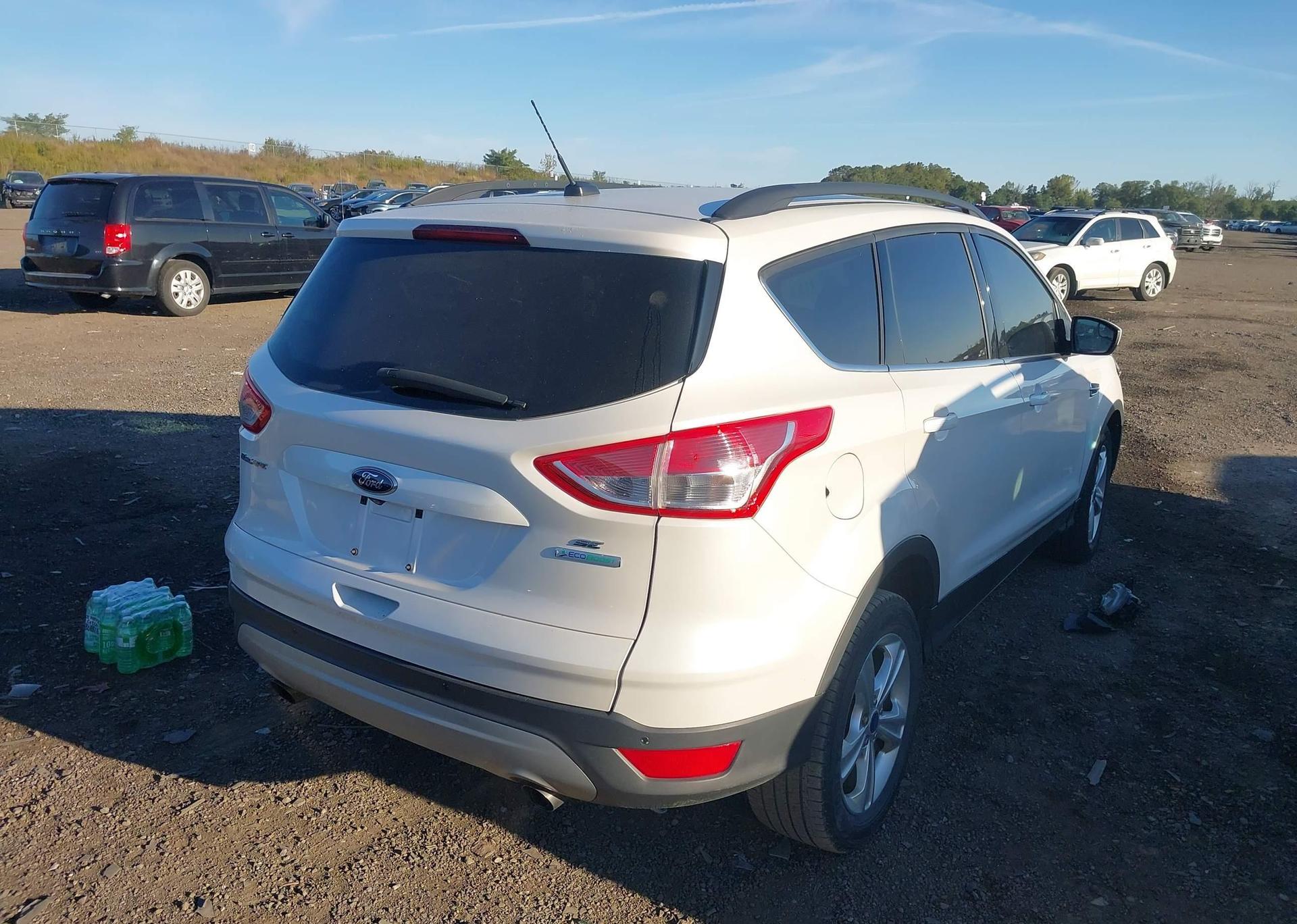 2014 FORD ESCAPE SE