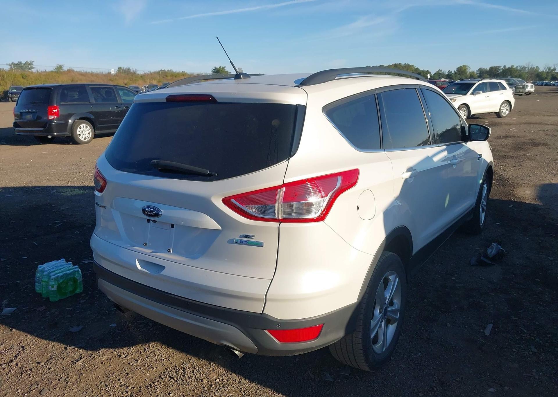 2014 FORD ESCAPE SE