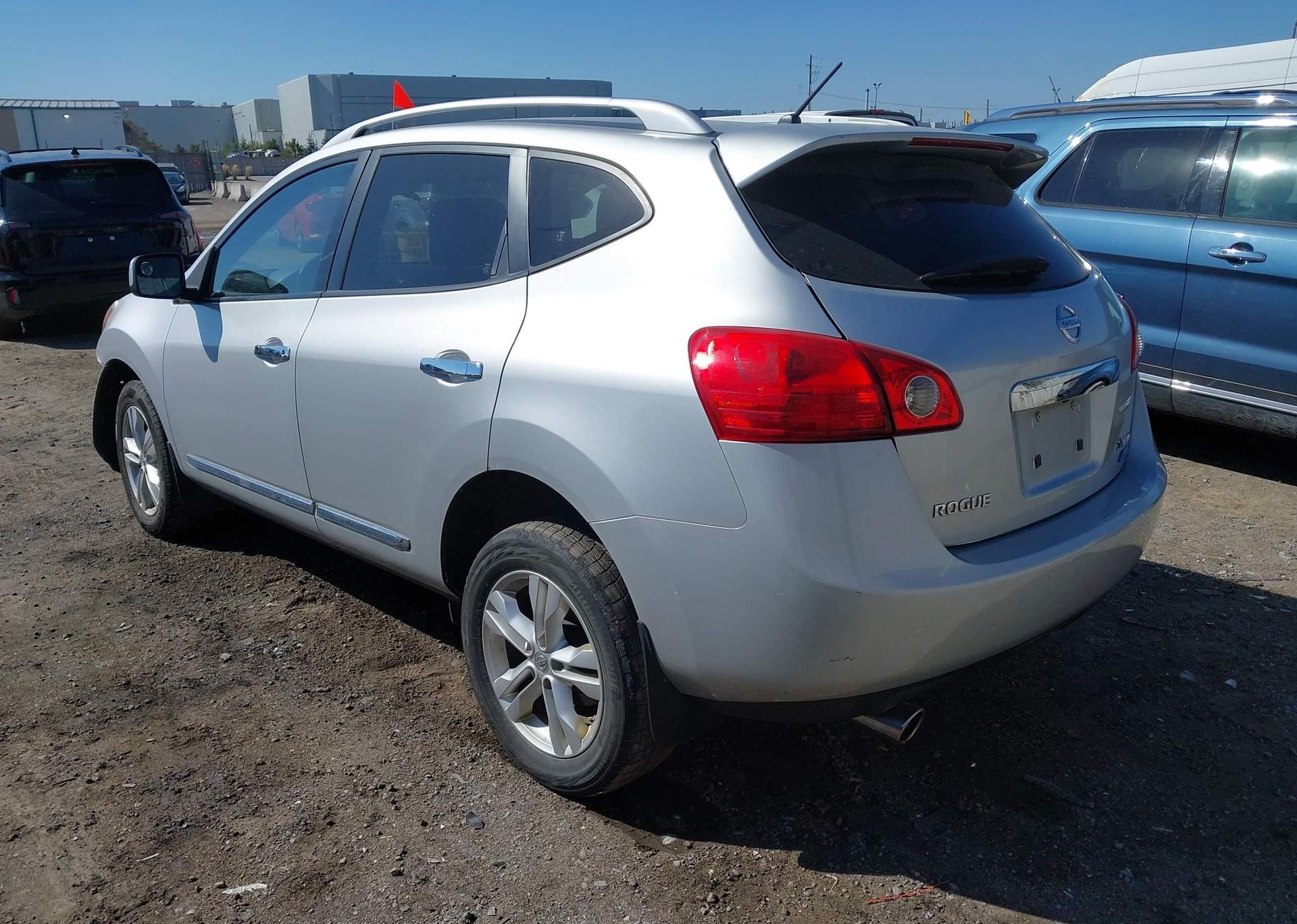 2012 NISSAN ROGUE S