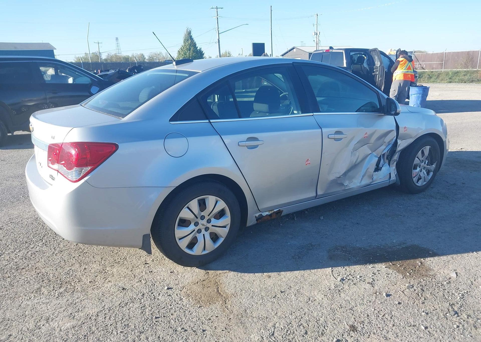 2015 CHEVROLET CRUZE 1LT