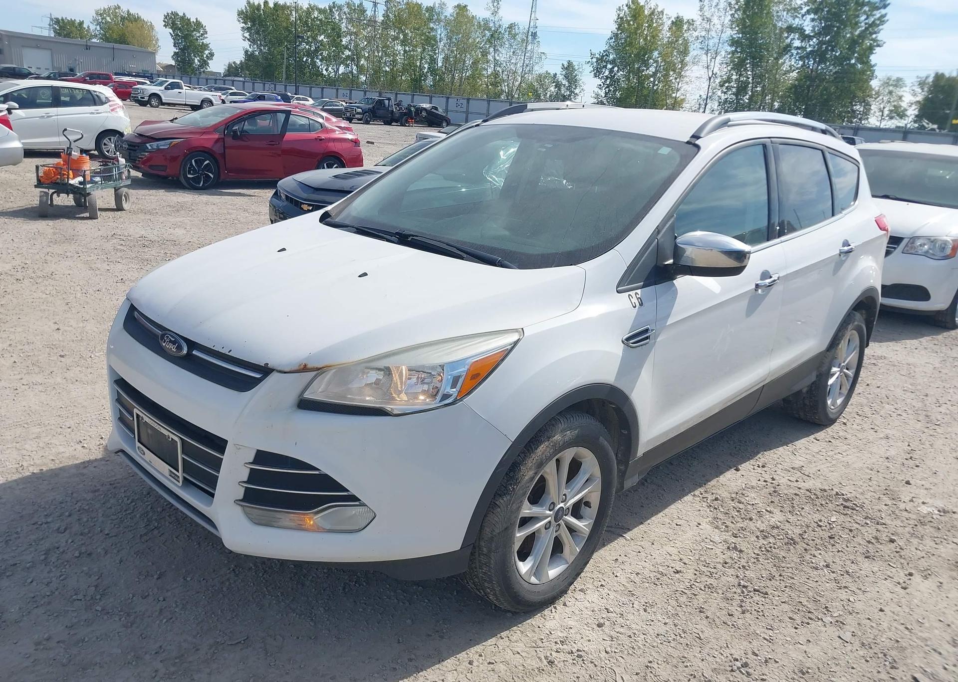 2015 FORD ESCAPE SE