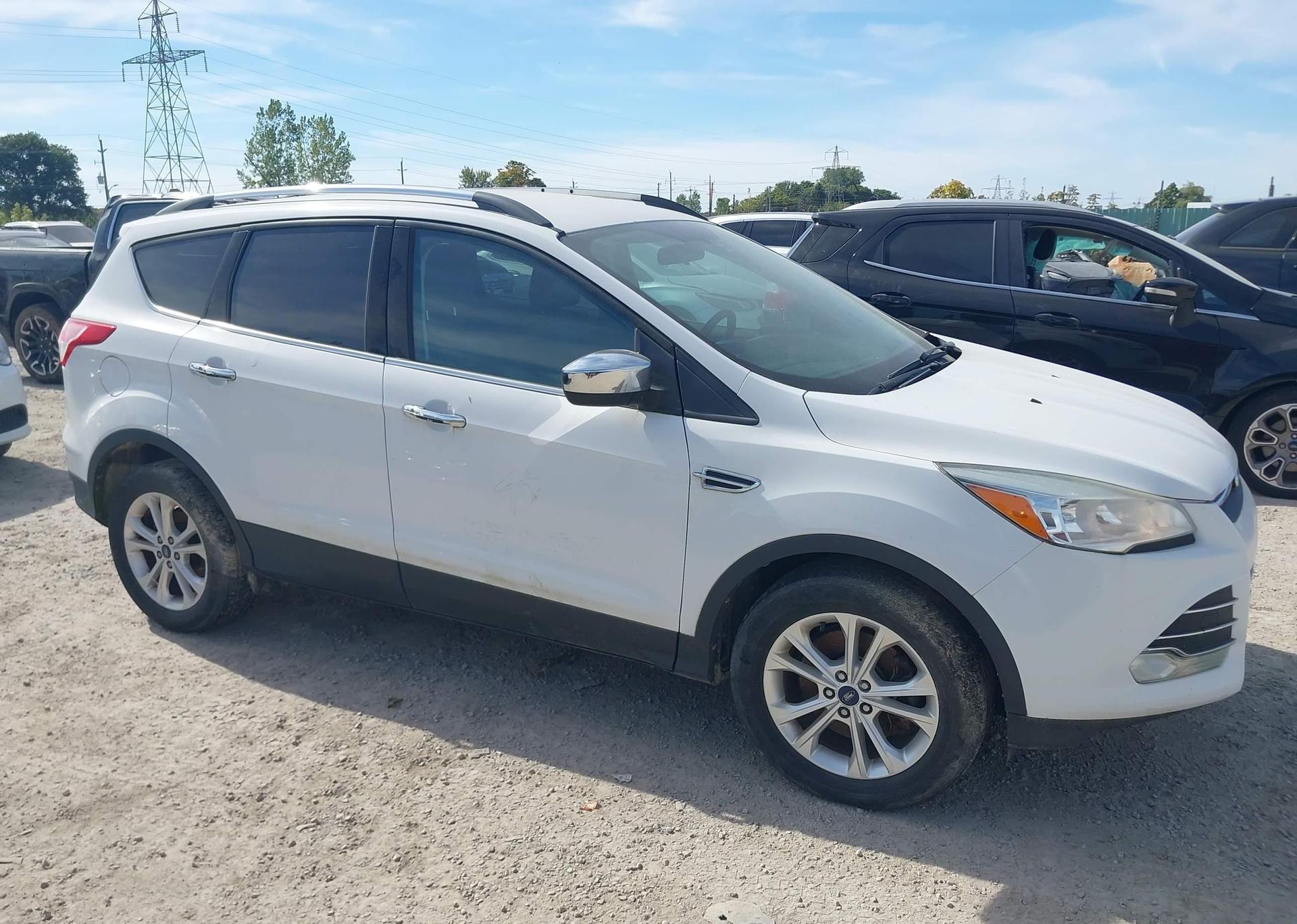 2015 FORD ESCAPE SE