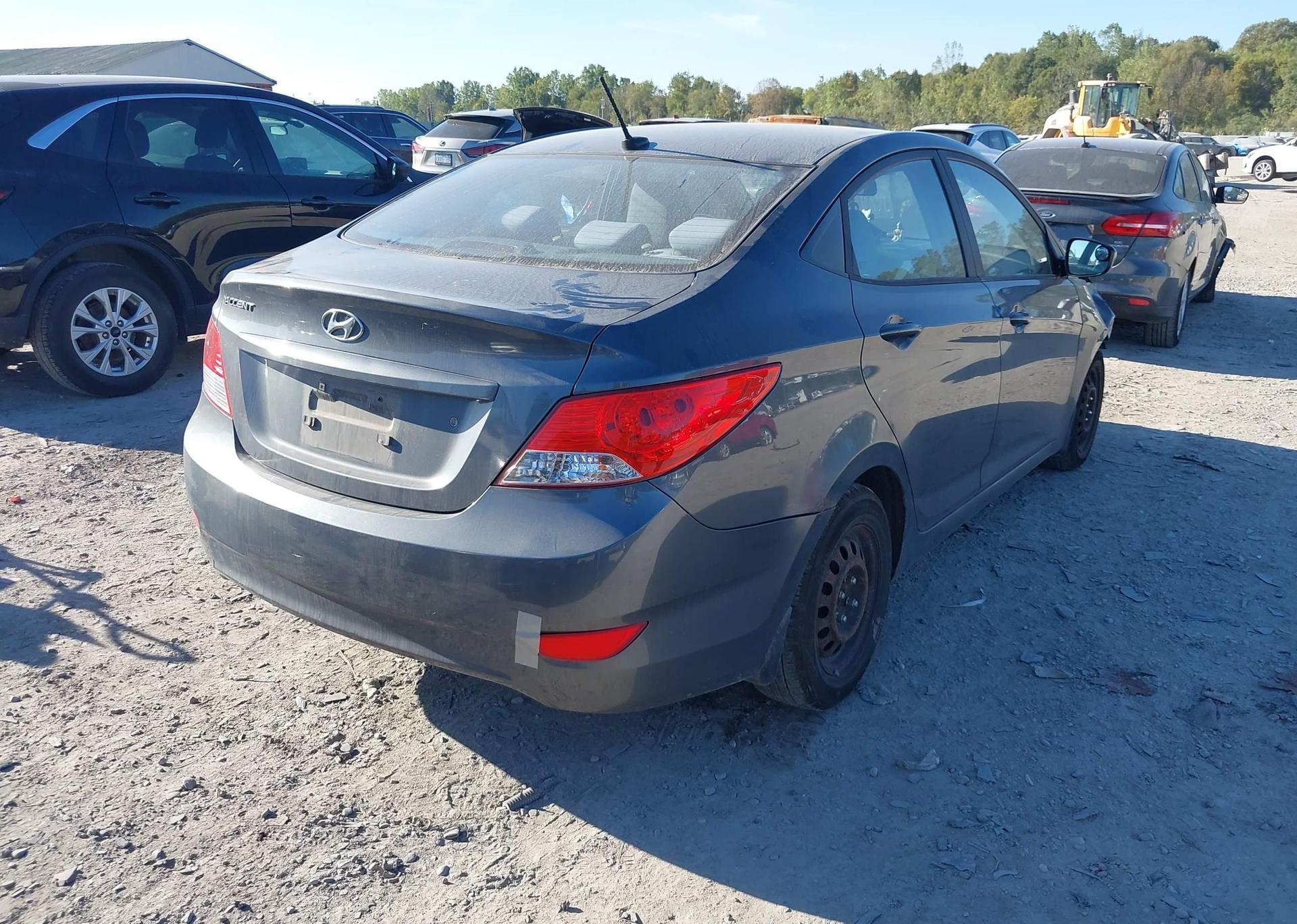 2013 HYUNDAI ACCENT GL