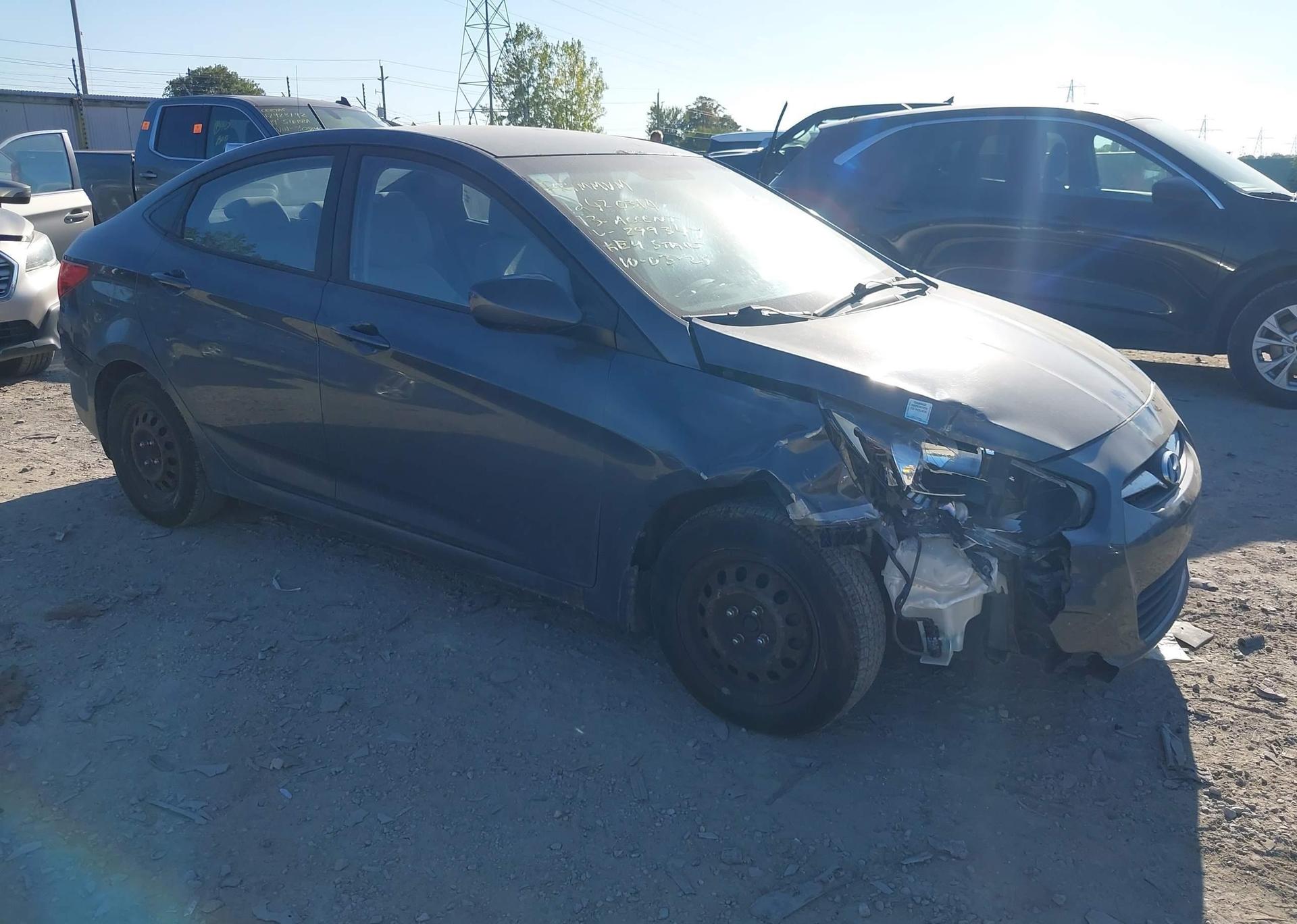 2013 HYUNDAI ACCENT GL