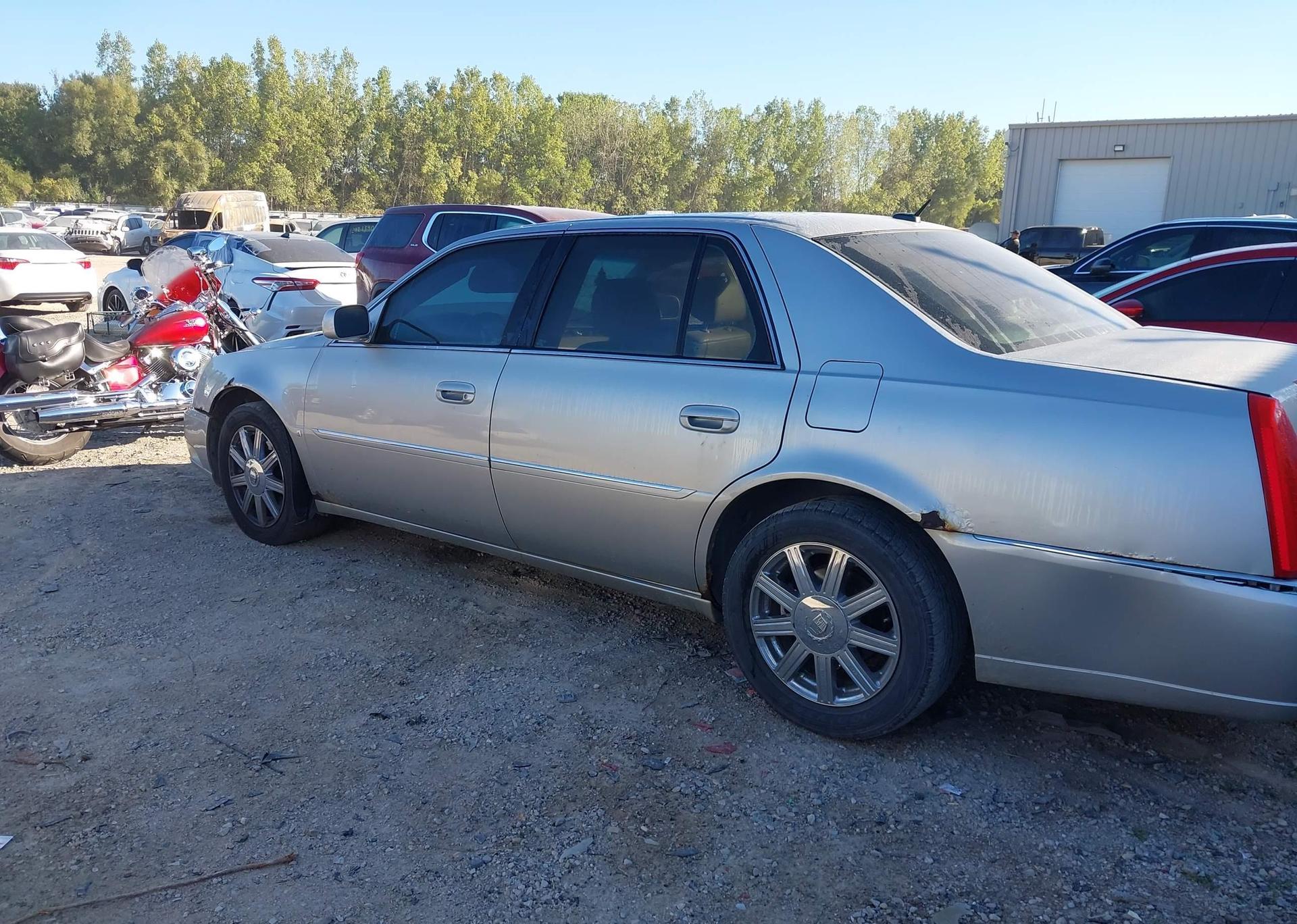 2006 CADILLAC DTS