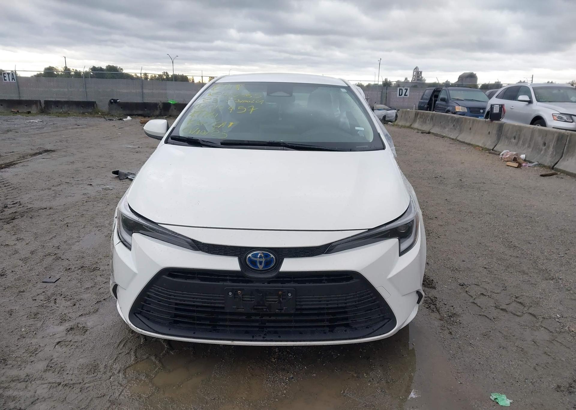 2023 TOYOTA COROLLA LE