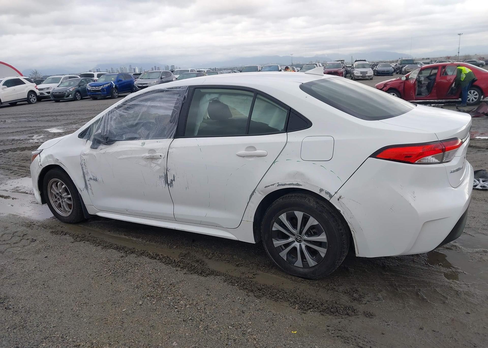 2023 TOYOTA COROLLA LE