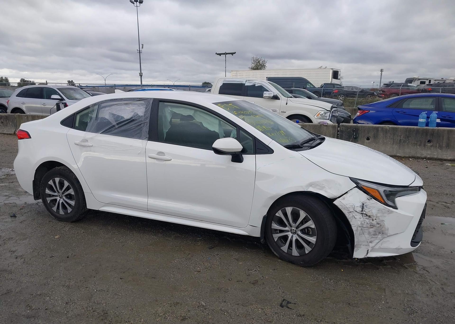 2023 TOYOTA COROLLA LE
