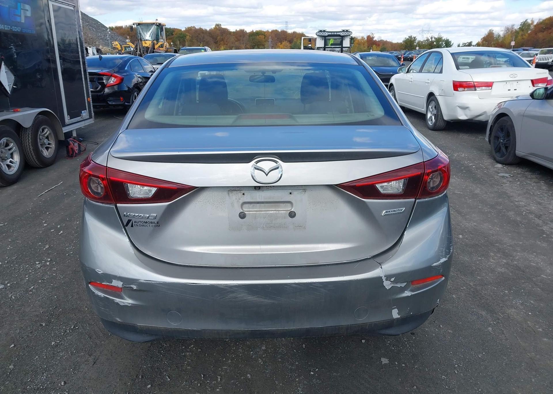 2014 MAZDA MAZDA3