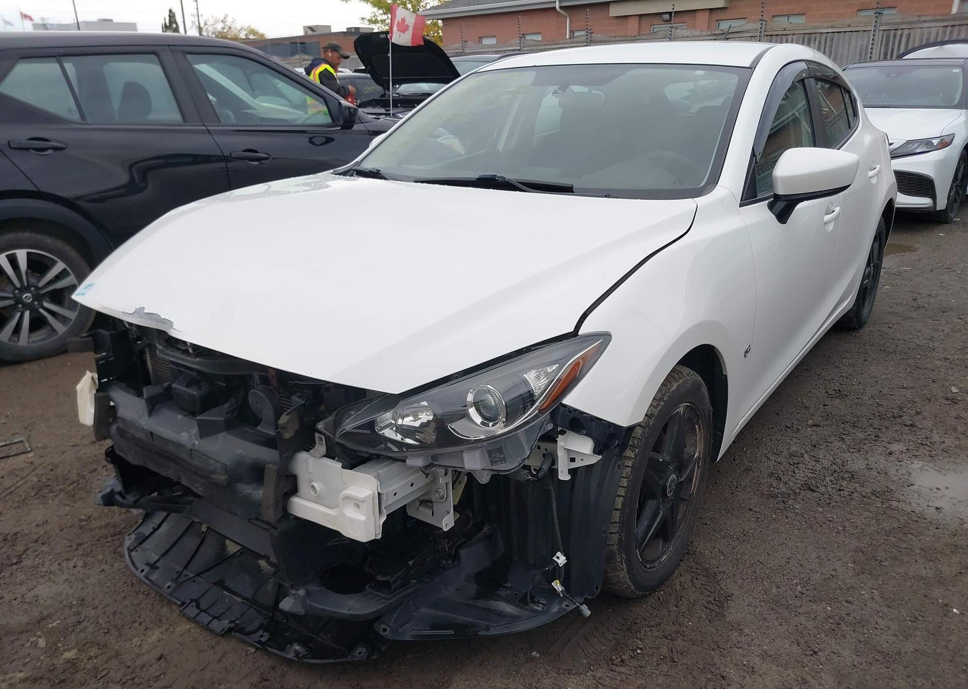 2015 MAZDA MAZDA3
