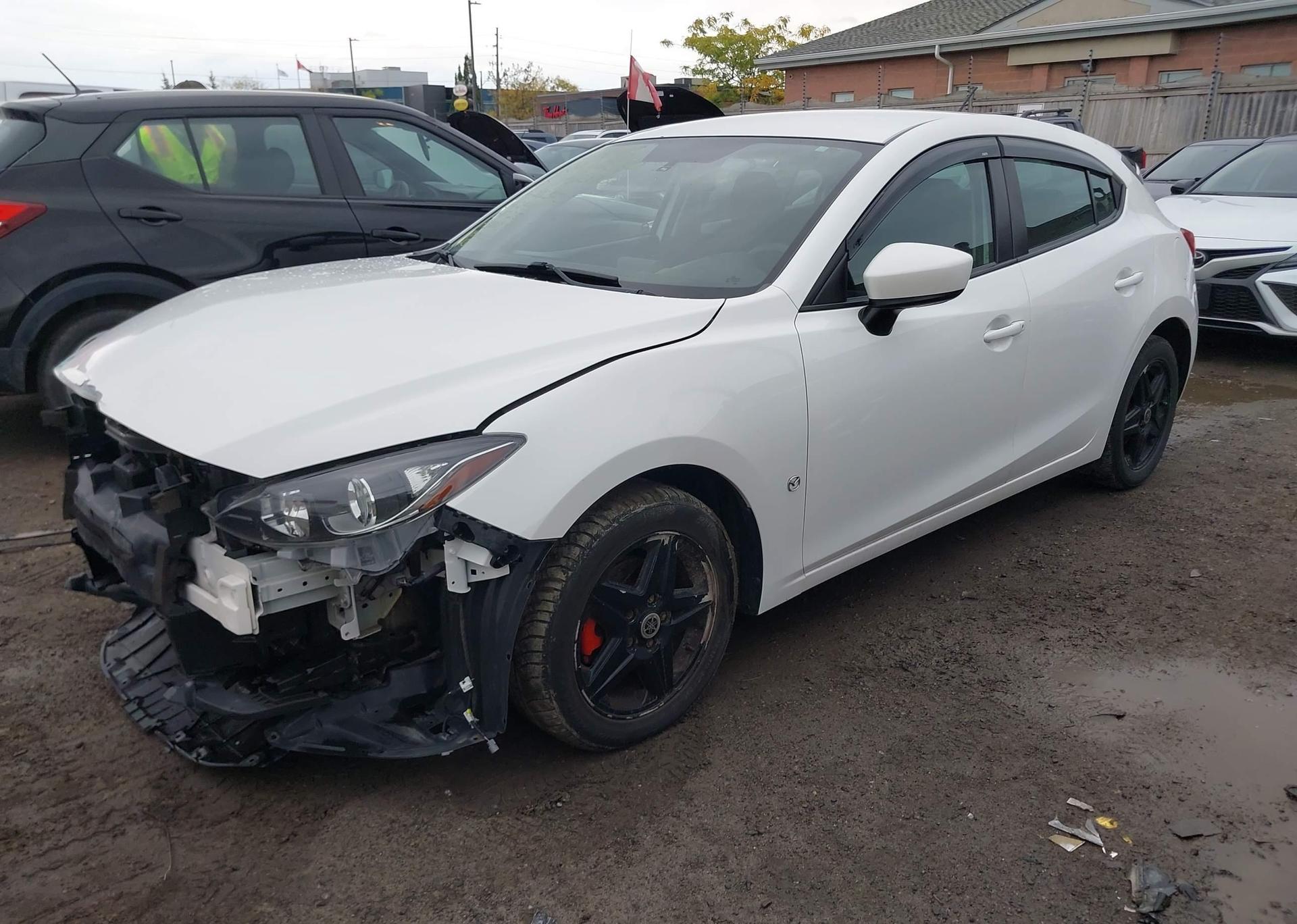 2015 MAZDA MAZDA3