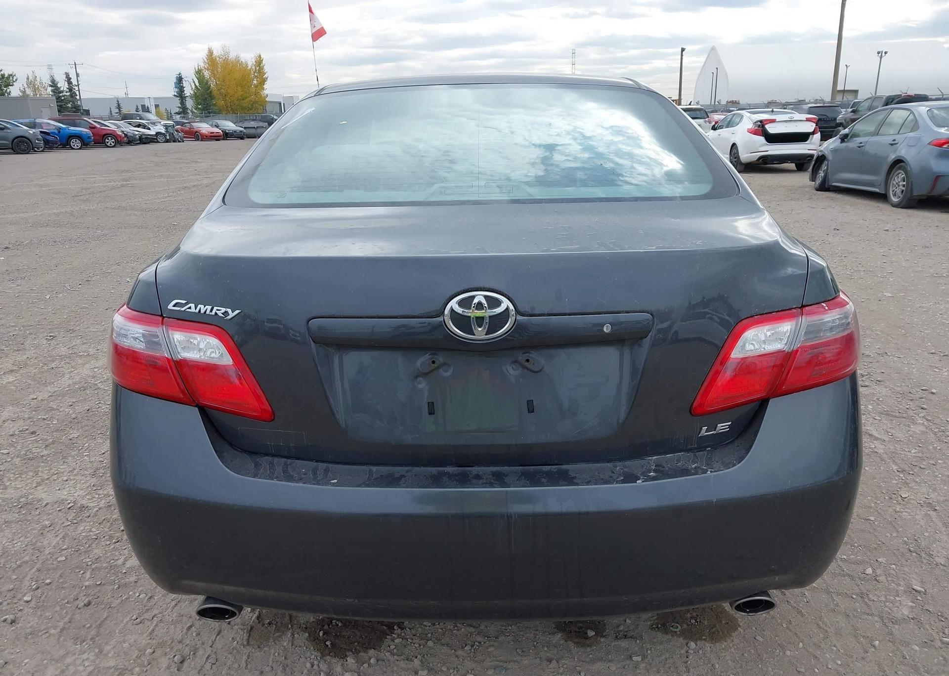 2009 TOYOTA CAMRY SE