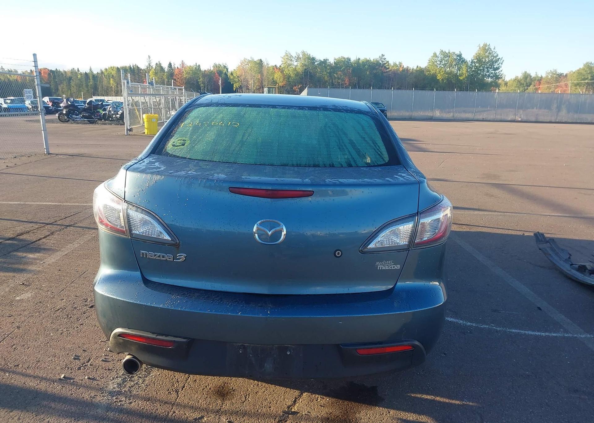 2010 MAZDA MAZDA3 GS