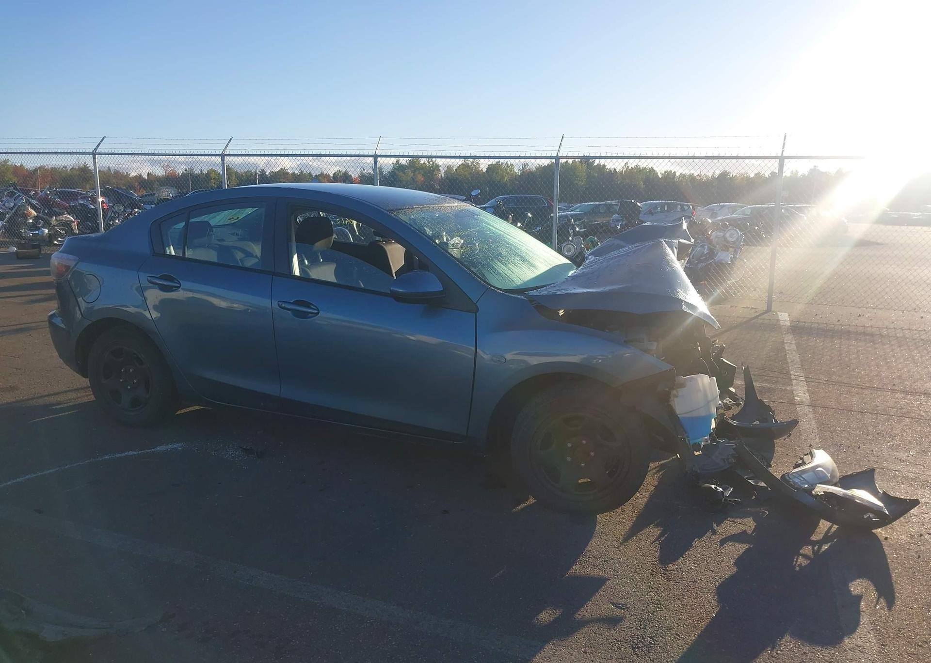 2010 MAZDA MAZDA3 GS