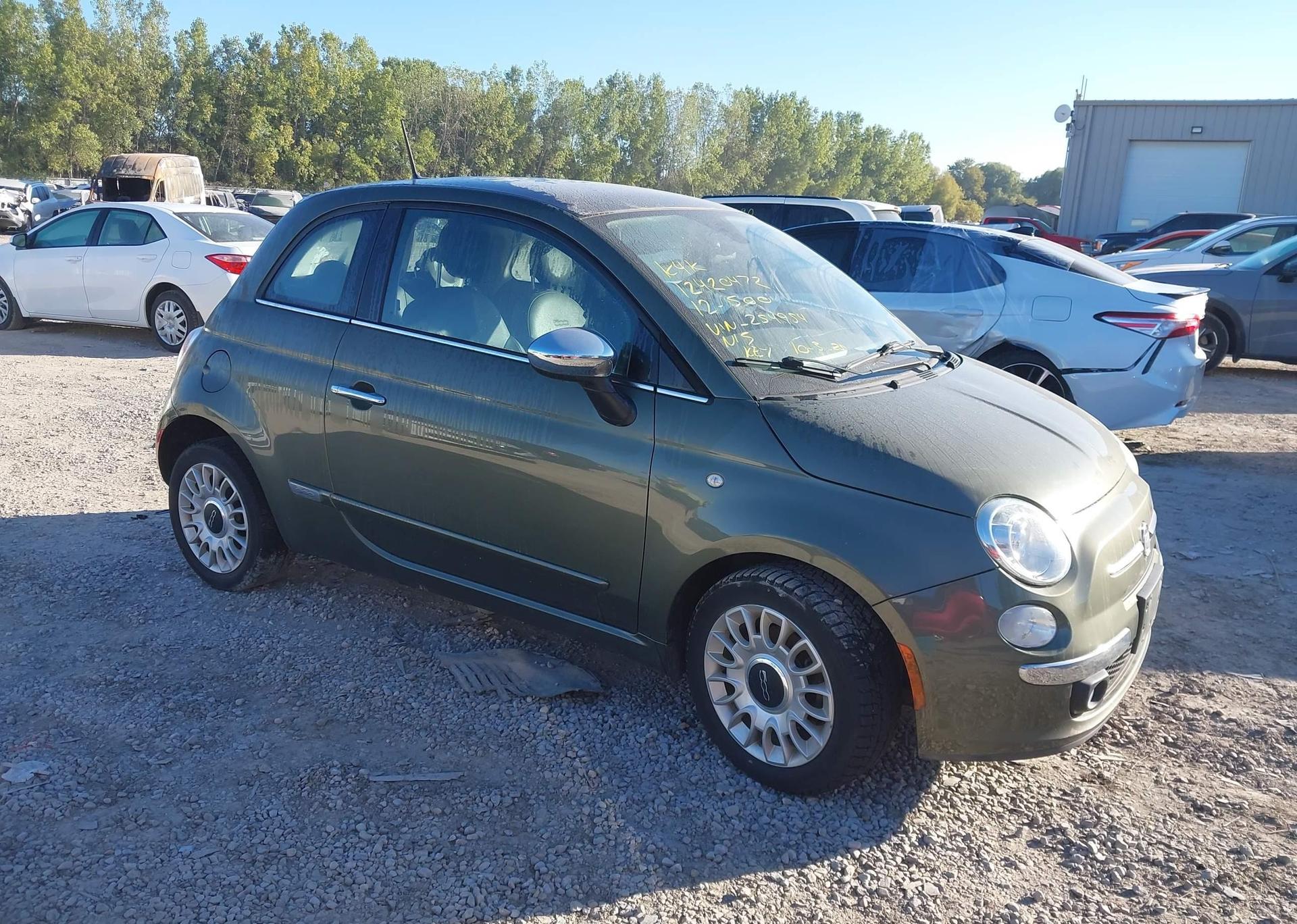 2012 FIAT 500 LOUNGE