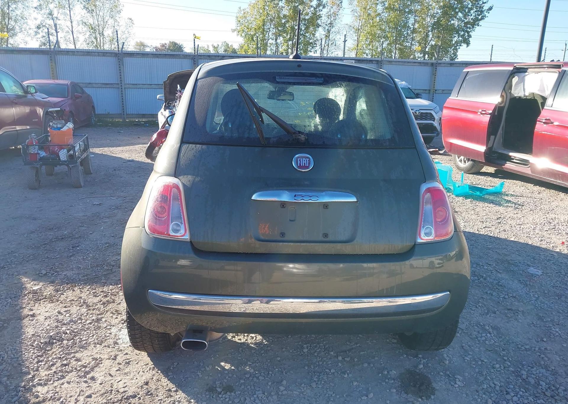 2012 FIAT 500 LOUNGE