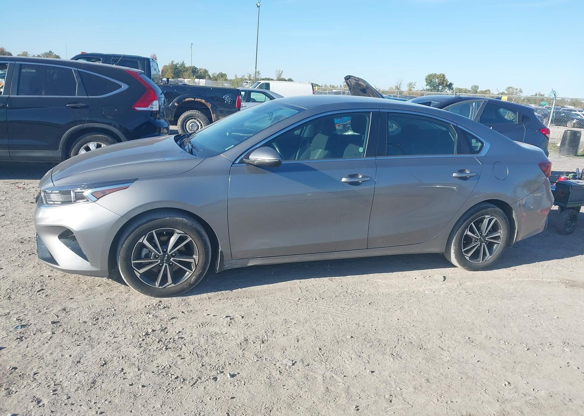 2024 KIA FORTE