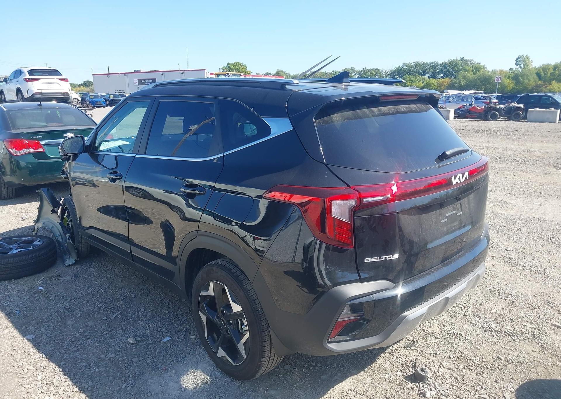 2025 KIA SELTOS EX