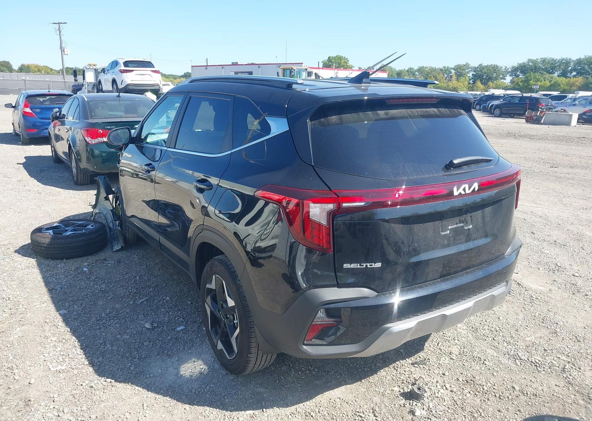 2025 KIA SELTOS EX