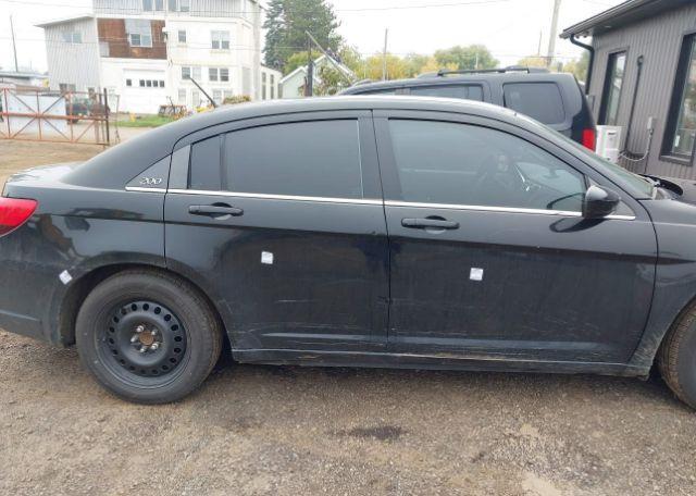 2014 CHRYSLER 200 LX