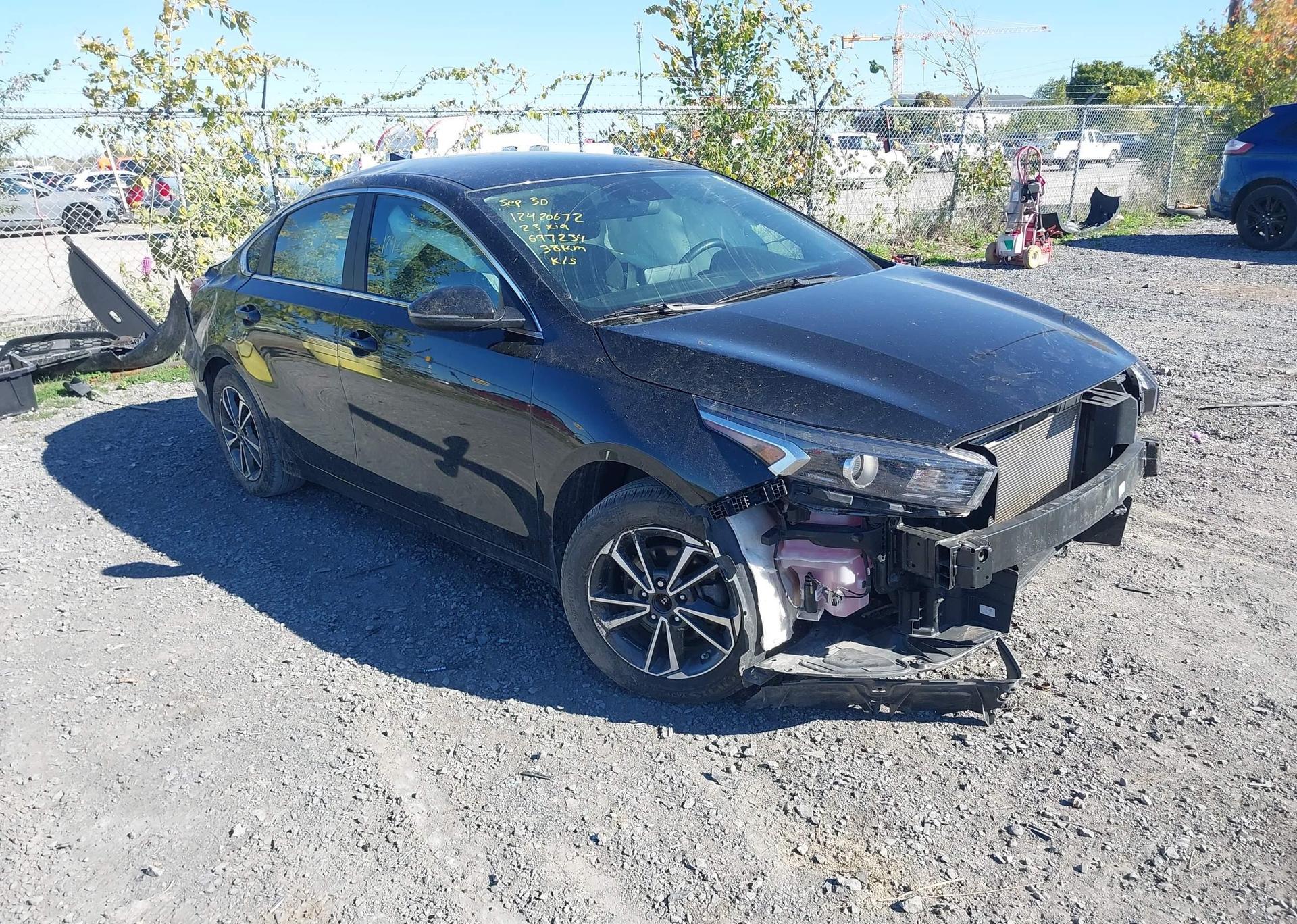 2023 KIA FORTE