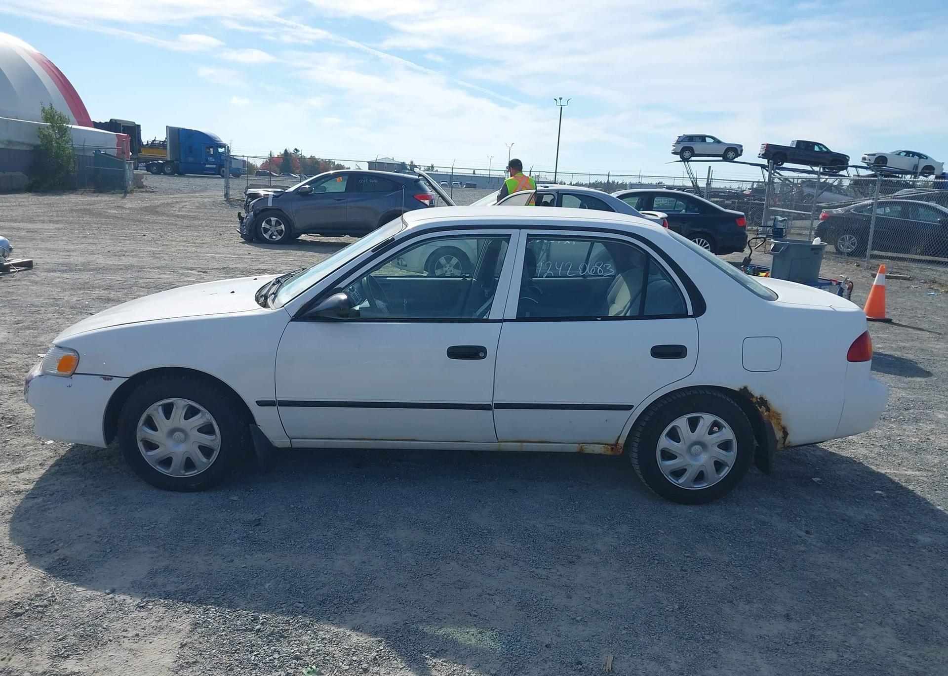 2002 TOYOTA COROLLA CE