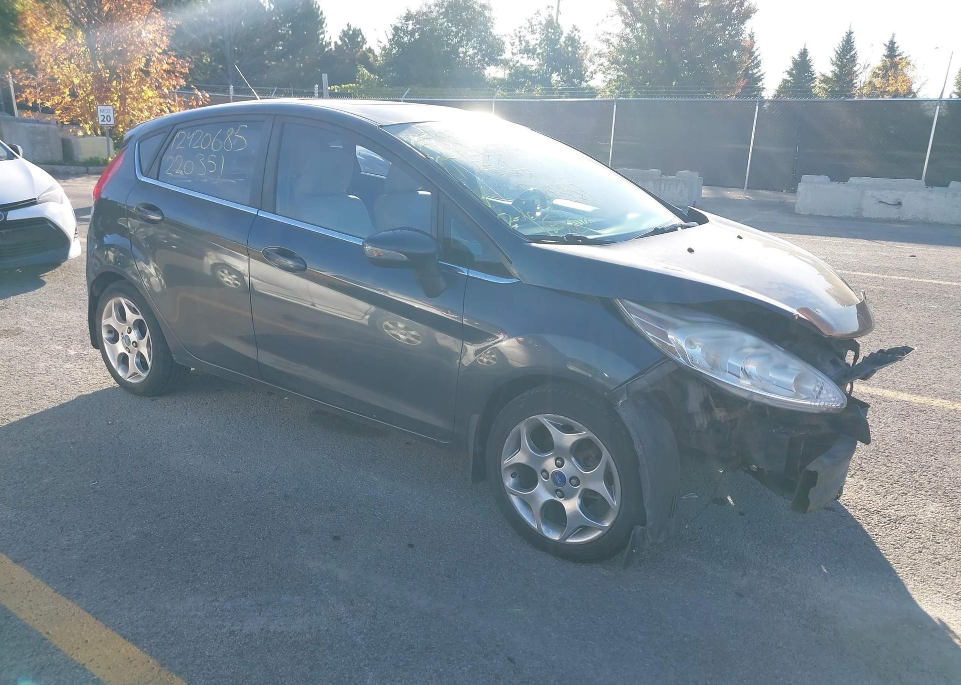 2011 FORD Fiesta