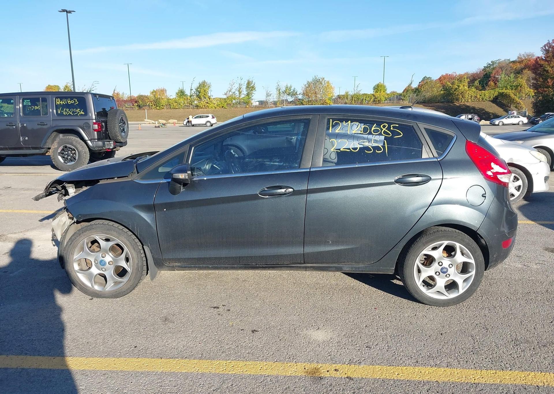 2011 FORD Fiesta