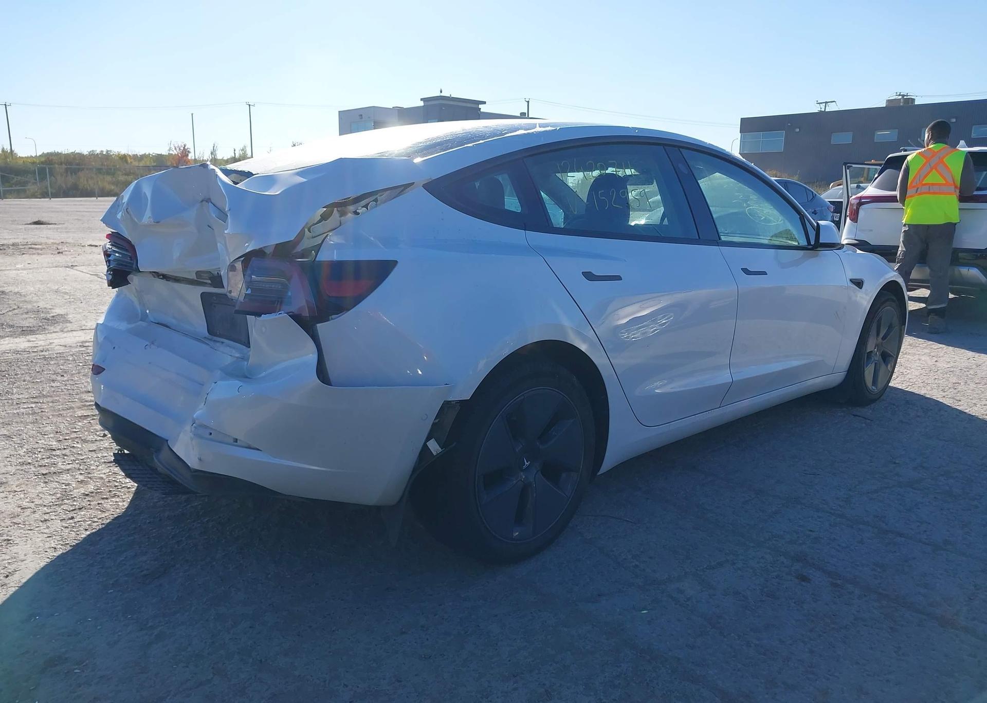 2022 TESLA MODEL 3 RWD