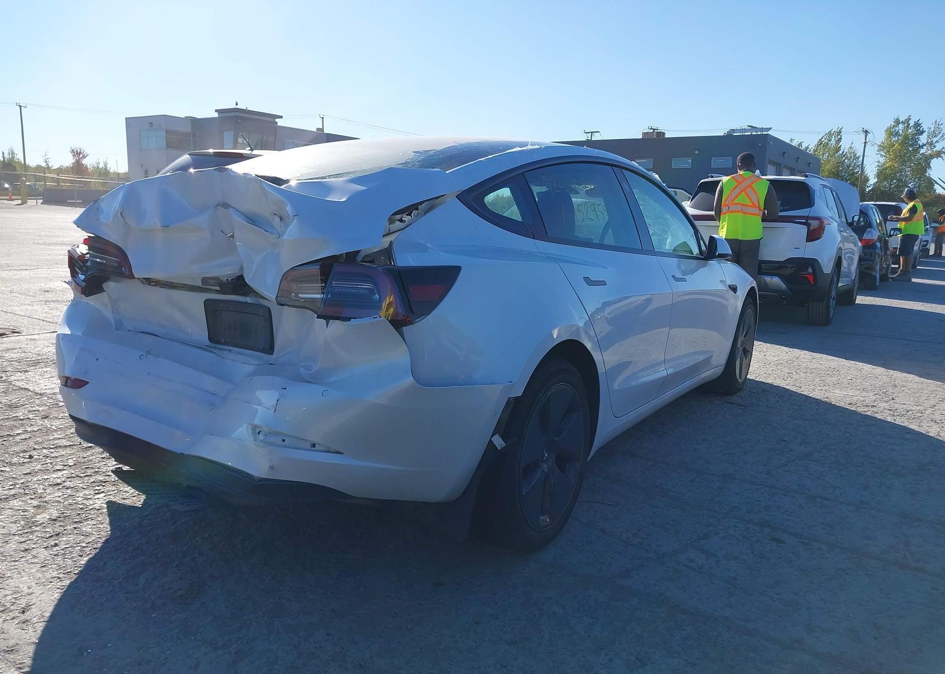2022 TESLA MODEL 3 RWD