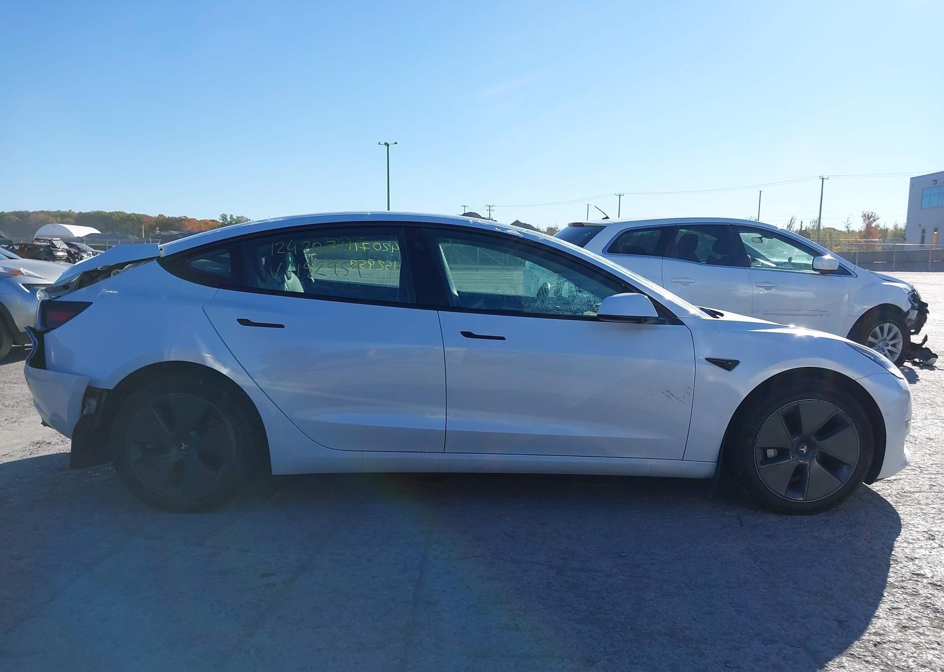 2022 TESLA MODEL 3 RWD
