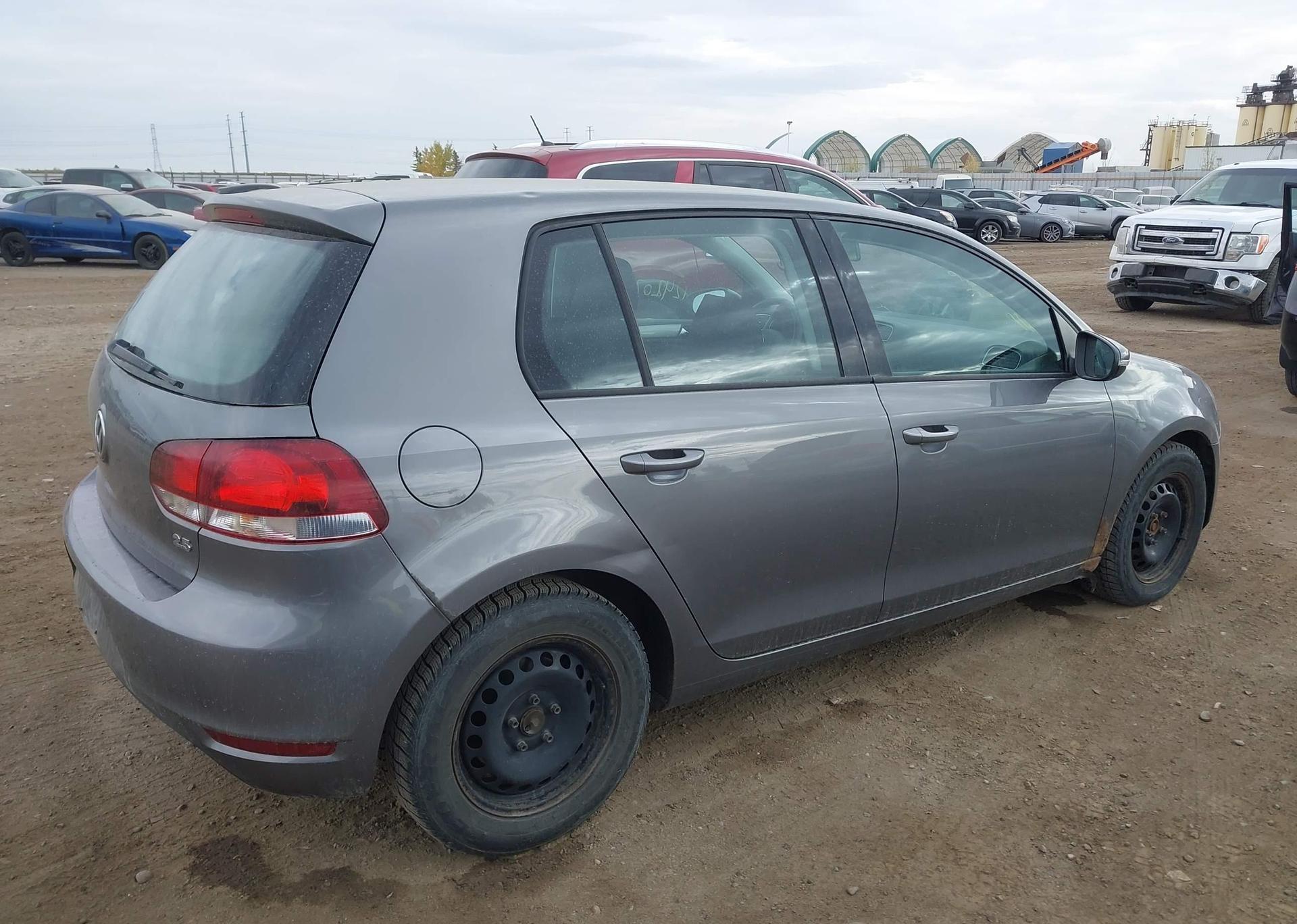 2010 VOLKSWAGEN GOLF