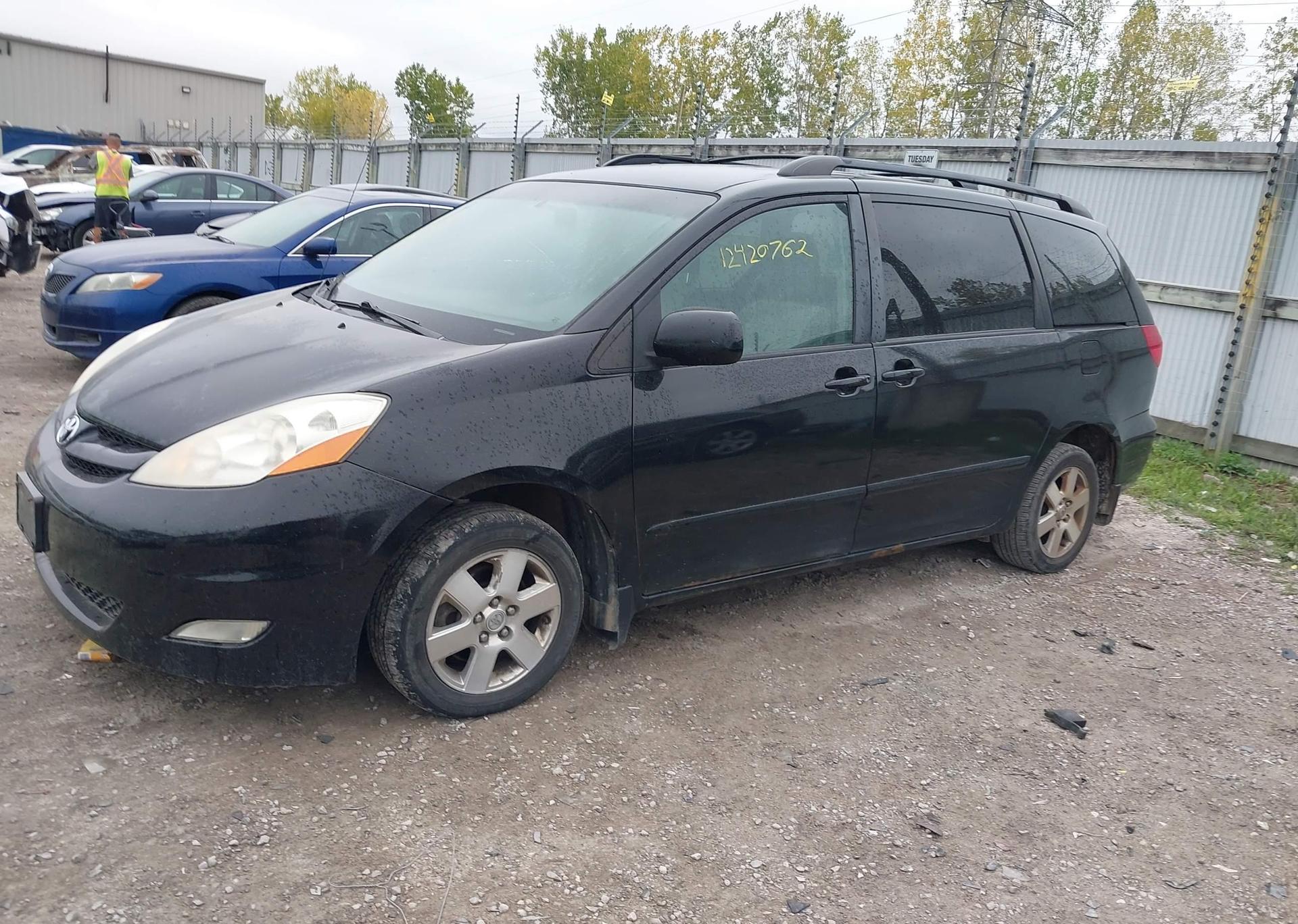 2008 TOYOTA SIENNA CE