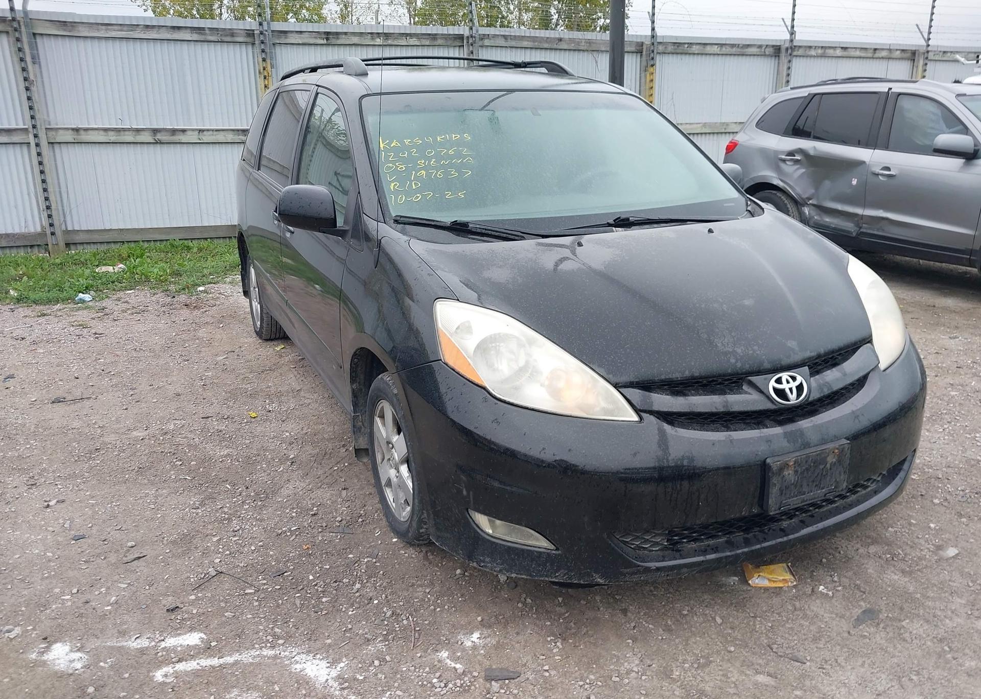 2008 TOYOTA SIENNA CE