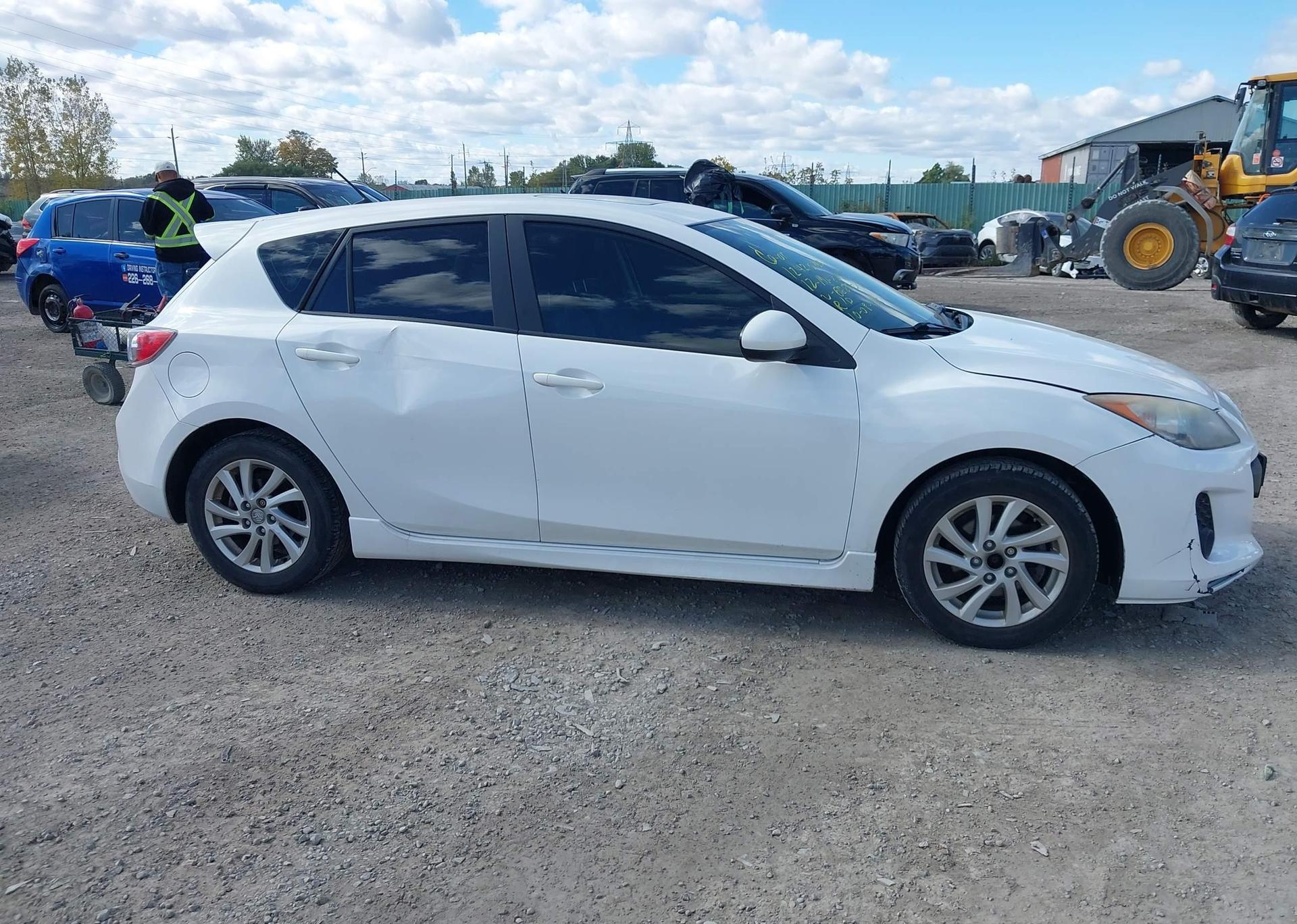 2012 MAZDA MAZDA3