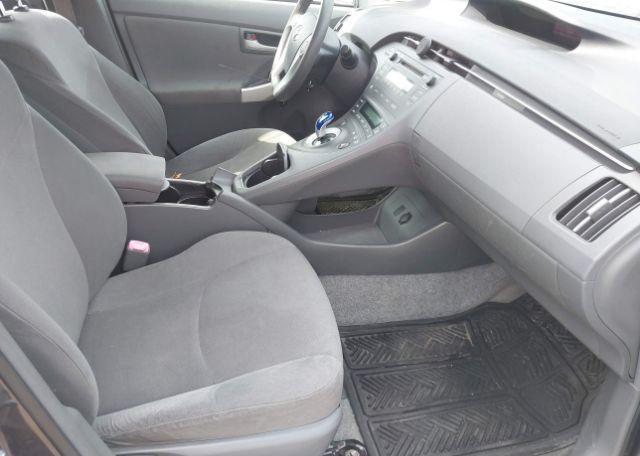 2011 TOYOTA PRIUS